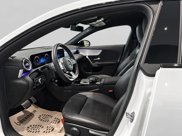 Mercedes-Benz CLA (2020) — foto 20 van 21