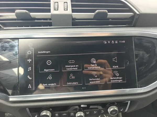 Audi Q3 (2024) — foto 9 van 21