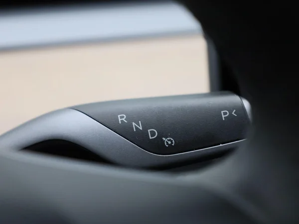 Tesla Model 3 (2022) — foto 14 van 47