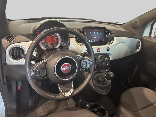 Fiat 500C (2024) — foto 5 van 15