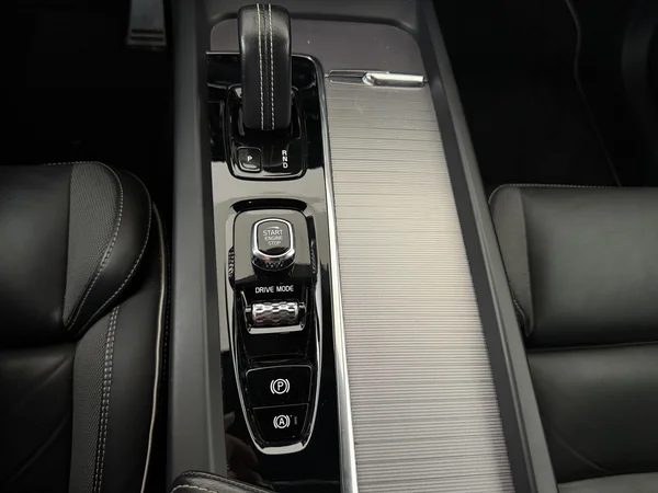 VOLVO XC60 (2021) — foto 20 van 31