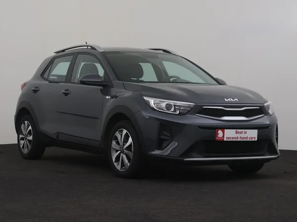 KIA Stonic (2022) — foto 18 van 23