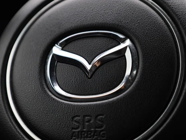 Mazda 3 (2021) — foto 27 van 43
