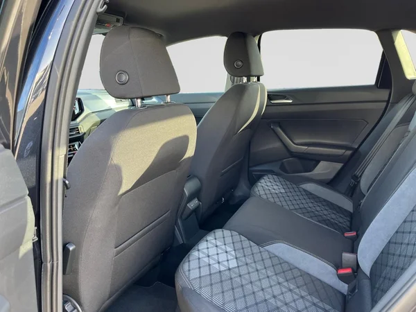 VOLKSWAGEN Taigo (2024) — foto 14 van 16