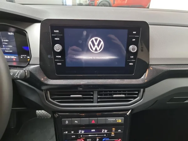 VOLKSWAGEN T-Cross (2026) — foto 6 van 23