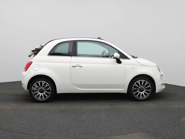 Fiat 500C (2023) — foto 38 van 40