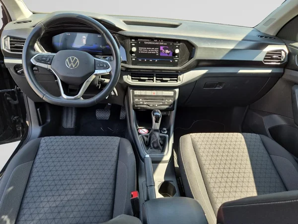 VOLKSWAGEN T-Cross (2024) — foto 2 van 24