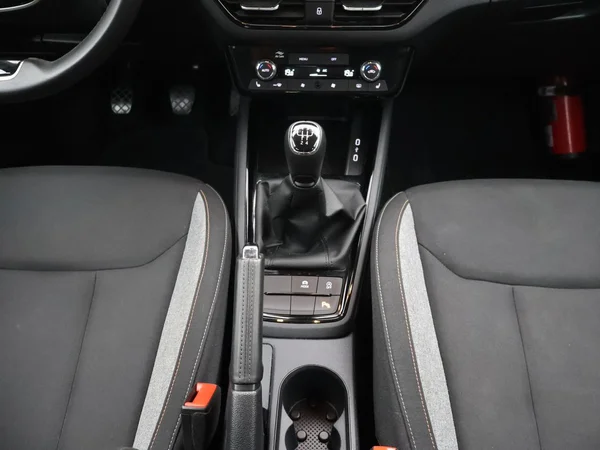 SKODA Kamiq (2024) — foto 7 van 29