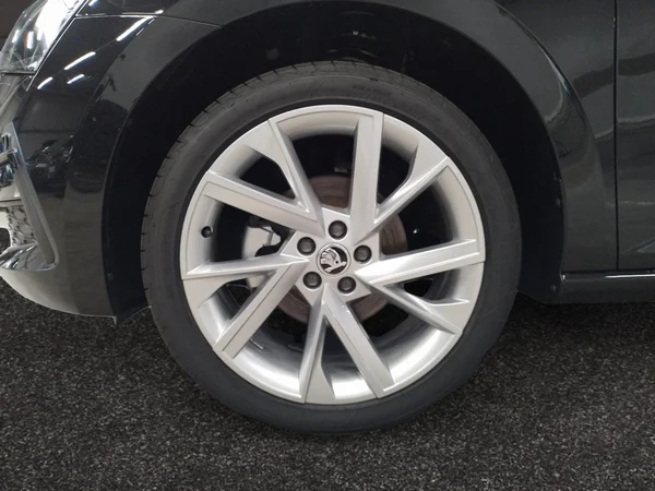 SKODA Scala (2024) — foto 14 van 21