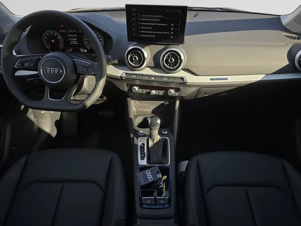 AUDI Q2 (2025) — foto 6 van 21