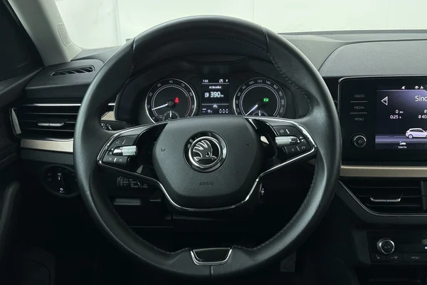 Skoda Scala (2021) — foto 2 van 20
