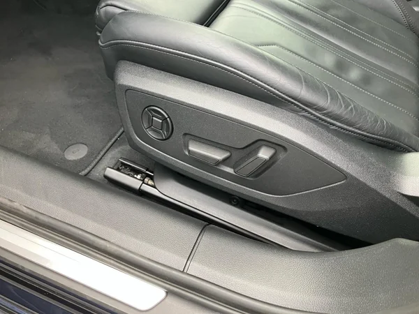AUDI A6 Avant (2023) — foto 18 van 25