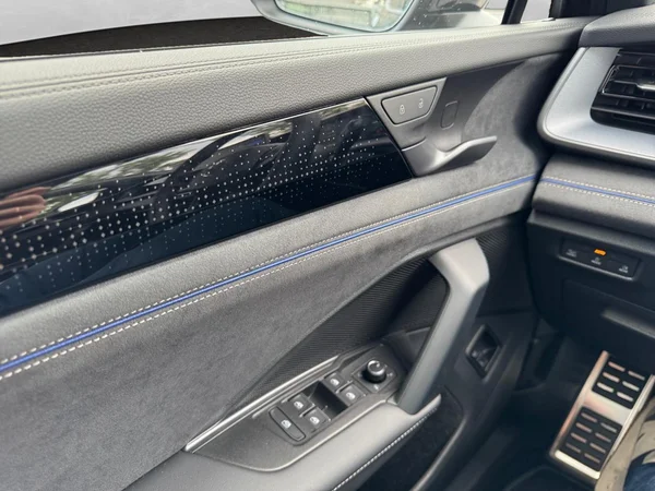 VOLKSWAGEN Tayron eHybrid (PHEV) (2026) — foto 4 van 18