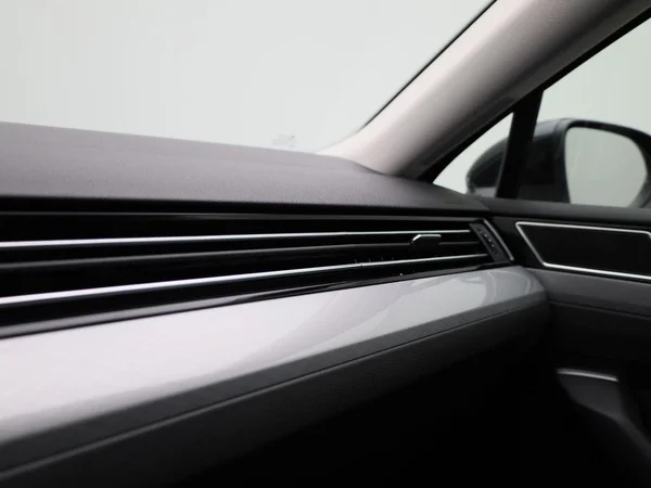 Volkswagen Passat (2023) — foto 21 van 42