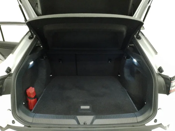 VOLKSWAGEN ID.4 (2023) — foto 11 van 22