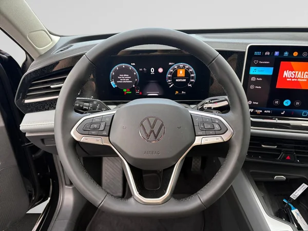 VOLKSWAGEN Passat SW (2026) — foto 2 van 22