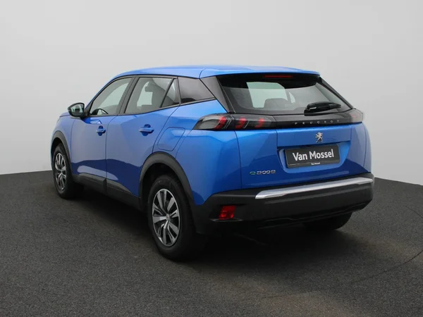 Peugeot e-2008 (2022) — foto 12 van 42