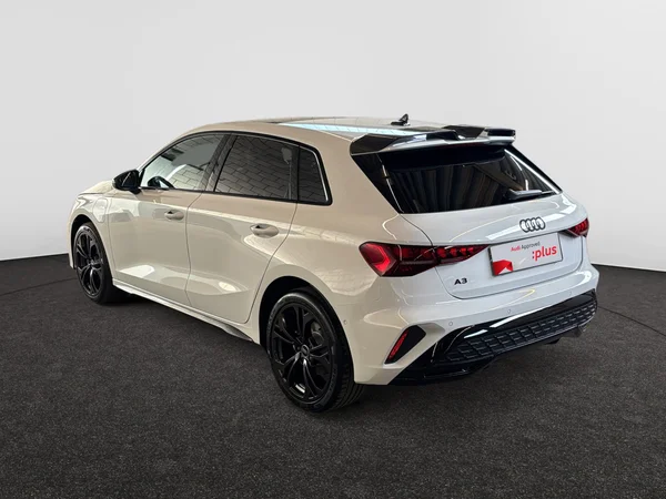AUDI A3 Sportback PHEV (2025) — foto 18 van 24