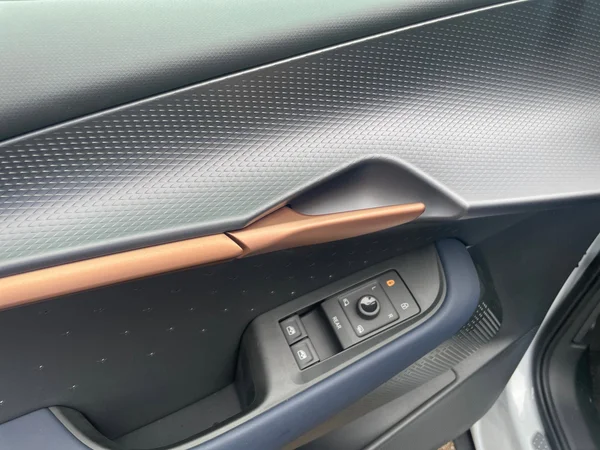 CUPRA Tavascan (2024) — foto 20 van 20