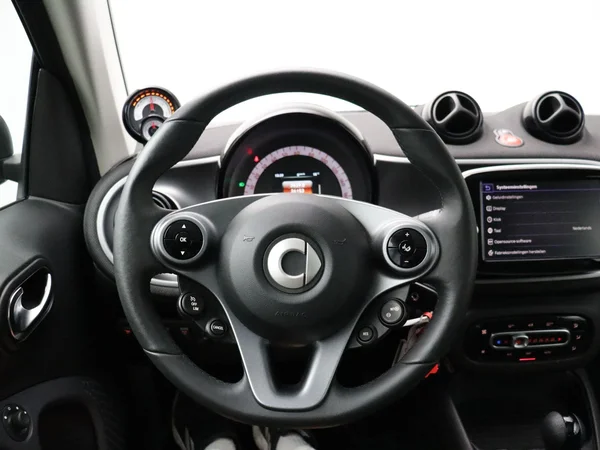 smart Fortwo (2024) — foto 6 van 26