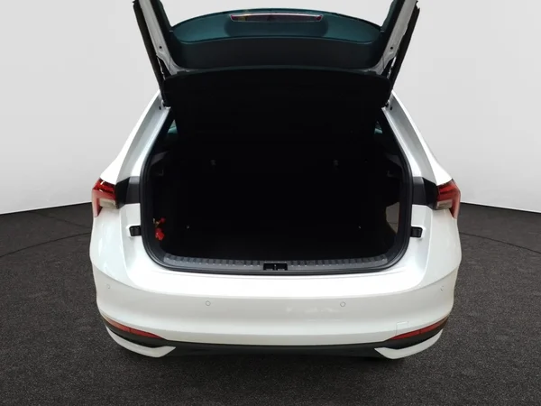 SKODA Scala (2025) — foto 15 van 15