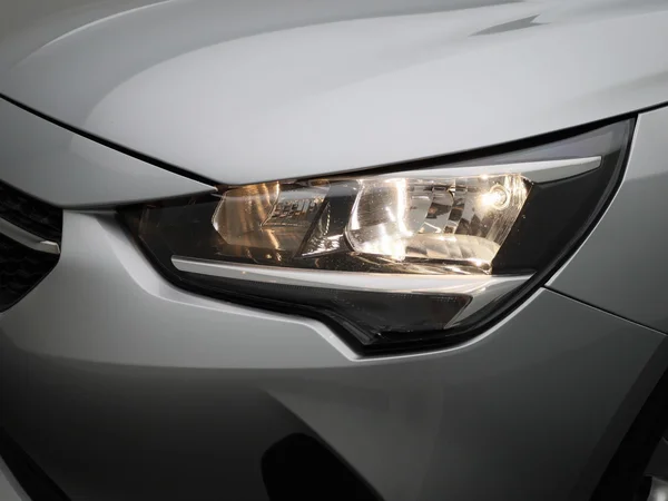 Opel Corsa (2023) — foto 6 van 36