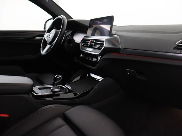 BMW X4 (2022) — foto 3 van 29