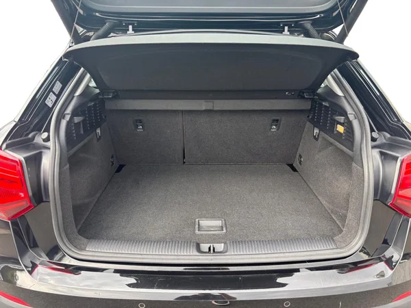 AUDI Q2 Dsl (2019) — foto 4 van 19