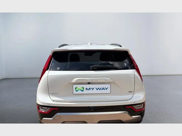 Kia NIRO (2022) — foto 19 van 21