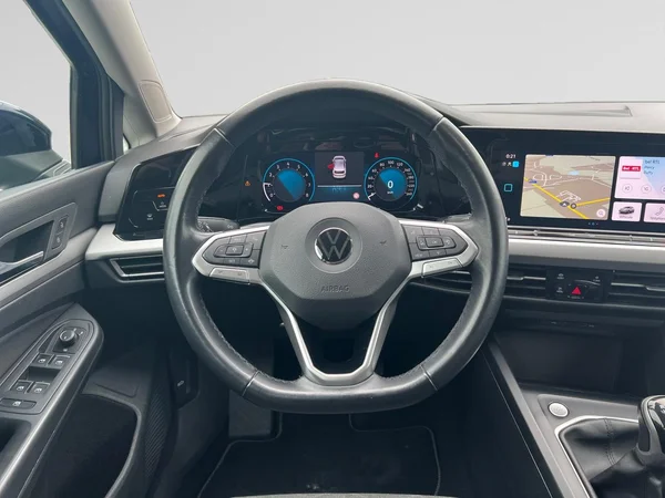 VOLKSWAGEN Golf VIII (2020) — foto 16 van 18