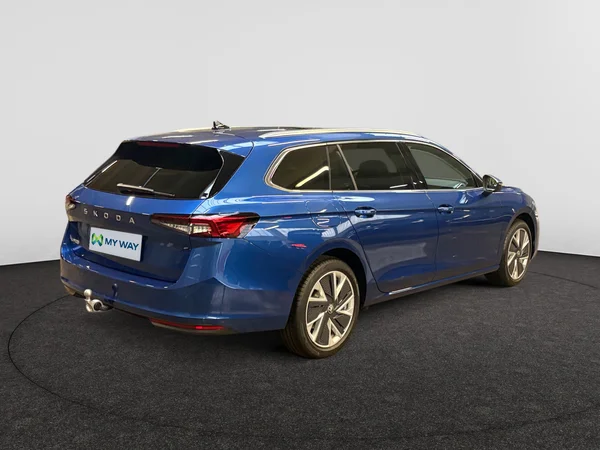 SKODA Superb Combi (2026) — foto 8 van 15