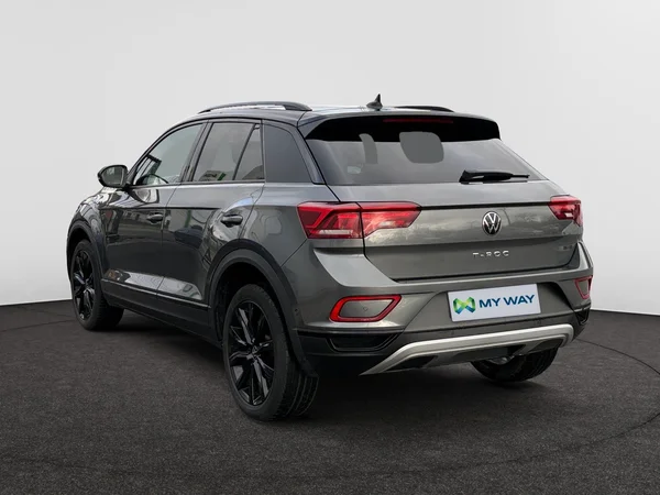VOLKSWAGEN T-Roc (2022) — foto 4 van 11