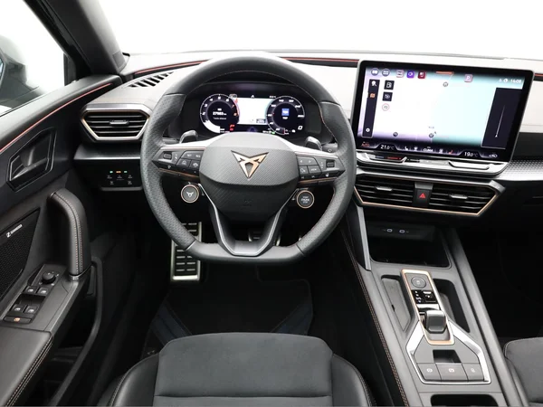CUPRA Leon SW (2024) — foto 5 van 27