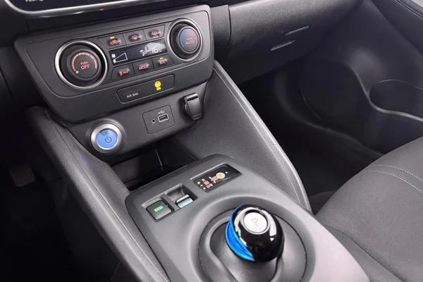 Nissan Leaf (2021) — foto 17 van 41