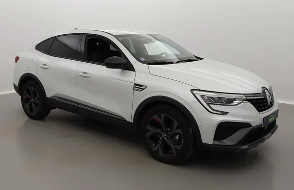 Renault Arkana E-TECH (HEV) (2022) — foto 26 van 28