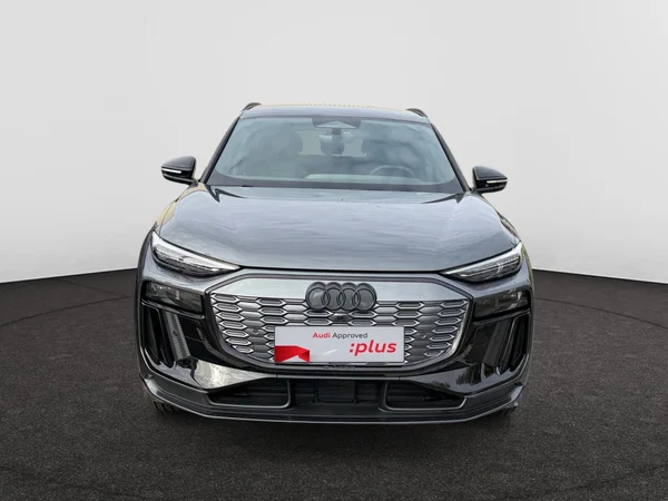 AUDI Q6 e-tron (2026) — foto 20 van 23