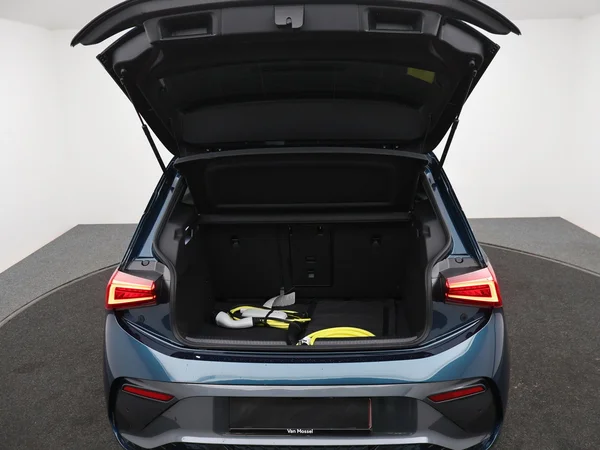 CUPRA Born (2025) — foto 4 van 24