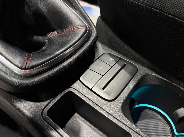 Ford Fiesta (2019) — foto 6 van 24