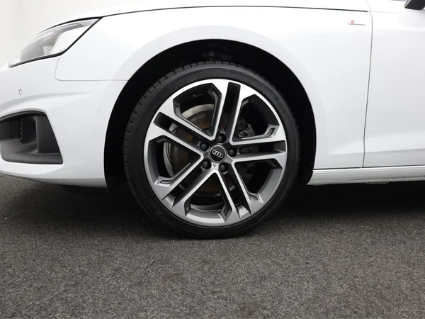 AUDI A4 Dsl (2021) — foto 3 van 19