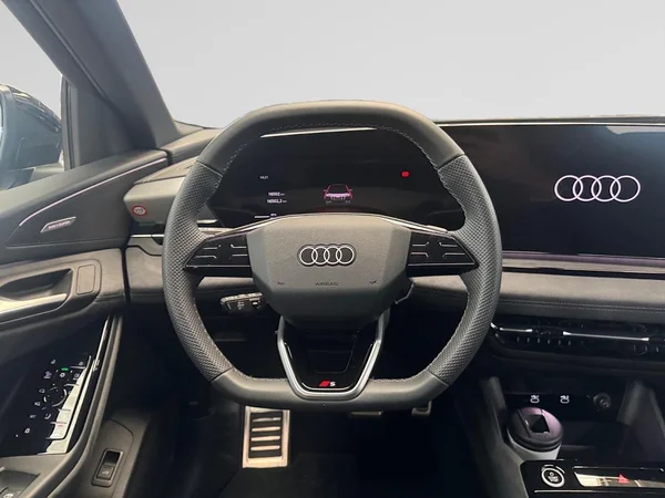 AUDI Q6 e-tron (2026) — foto 16 van 18
