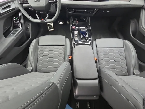 AUDI A6 Avant e-tron (2025) — foto 20 van 30
