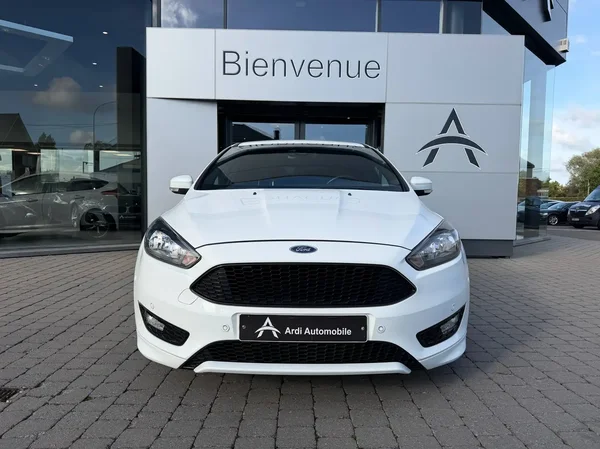 Ford Focus (2017) — foto 12 van 20