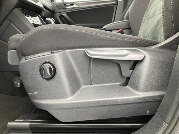 VOLKSWAGEN Tiguan Allspace (2021) — foto 26 van 36
