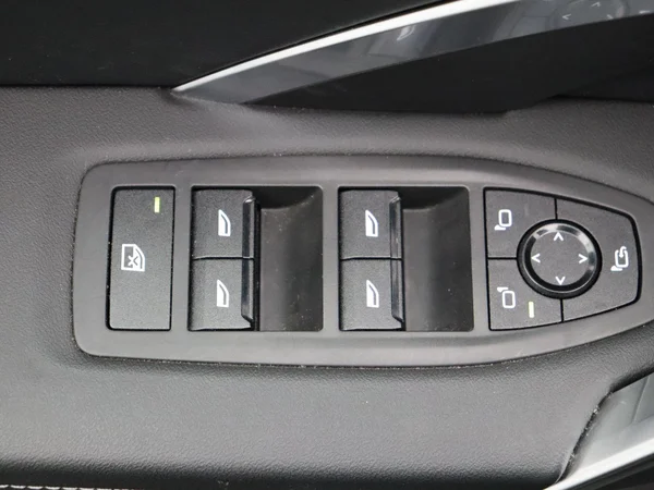 BMW iX1 (2023) — foto 25 van 25
