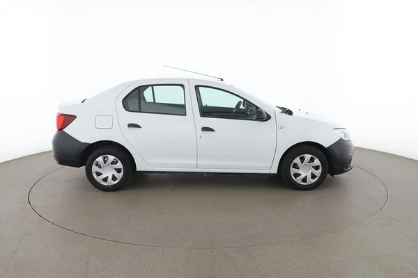 Dacia Logan (2019) — foto 13 van 16