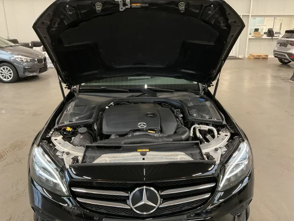 MERCEDES-BENZ C 180 (2020) — foto 17 van 21