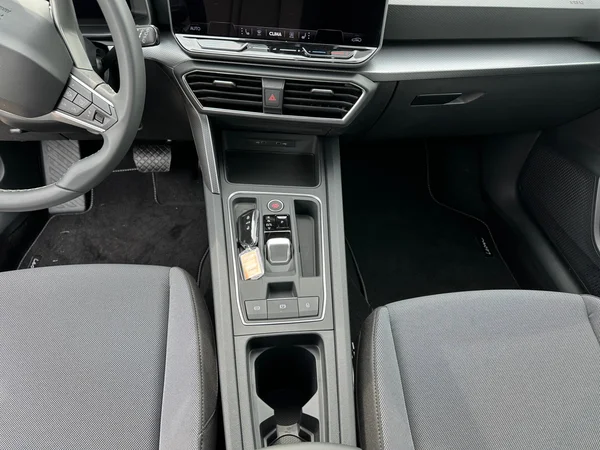 SEAT Leon (2025) — foto 17 van 24