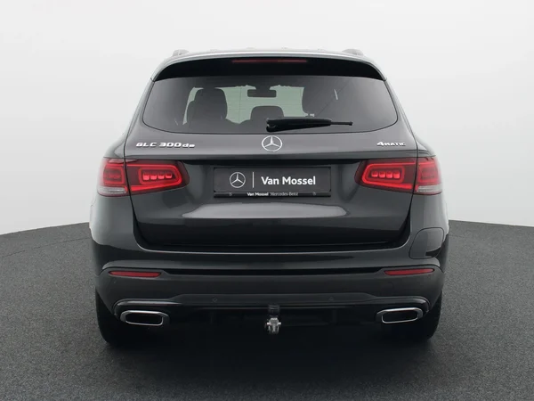 Mercedes-Benz GLC (2022) — foto 22 van 26