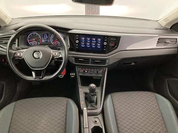 VOLKSWAGEN Polo (2020) — foto 34 van 35