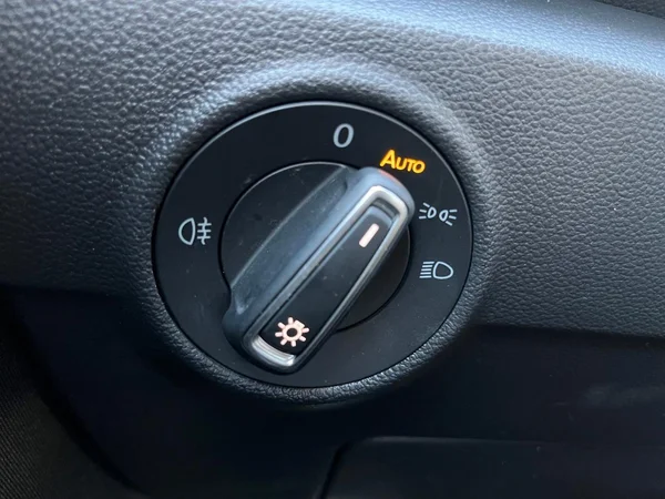 VOLKSWAGEN T-Roc (2021) — foto 7 van 20